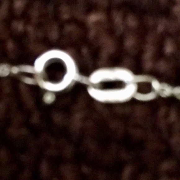 18” STERLING SILVER NECKLACE WITH FLIPFLOP CHARM - Picture 5 of 7